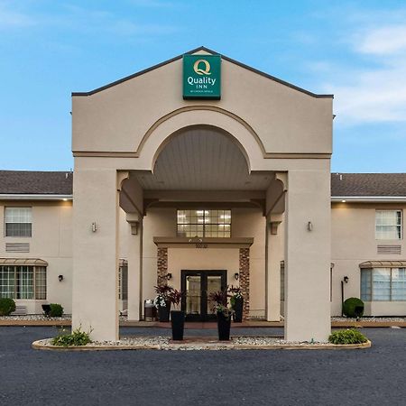 Quality Inn Airport Woodson Terrace Ngoại thất bức ảnh