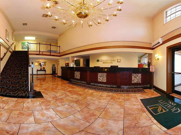 Quality Inn Airport Woodson Terrace Ngoại thất bức ảnh